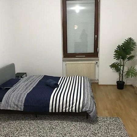 Appartement Spacieux A 10 Min Du Centre Straßburg Exterior foto